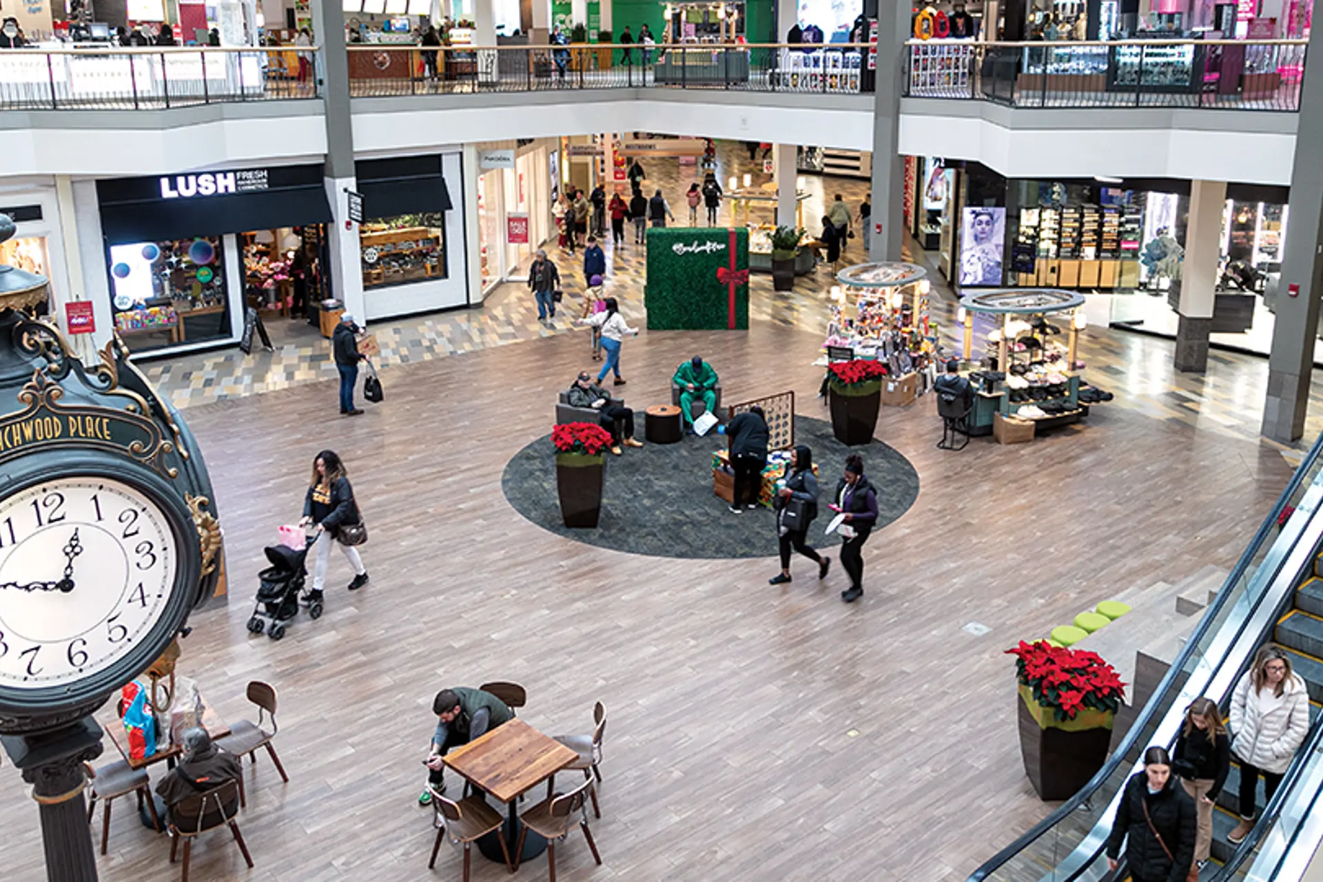 Where to Shop, Dine and Treat Yourself in Beachwood