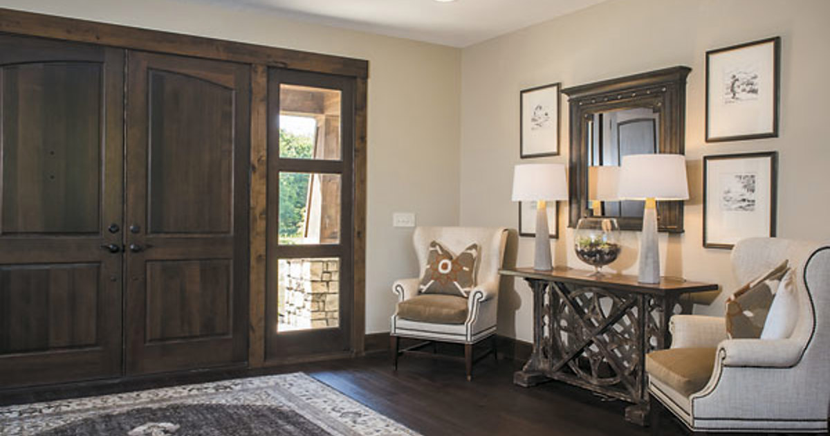 Introduce Your Home with an Updated Entryway