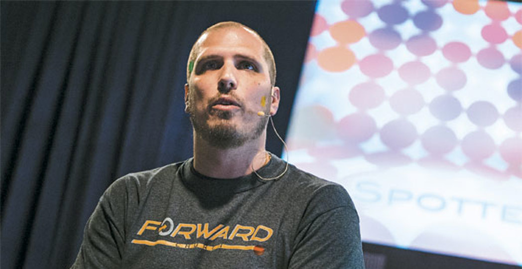 PHOTOGRAPHED BY ANGELO MERENDINO