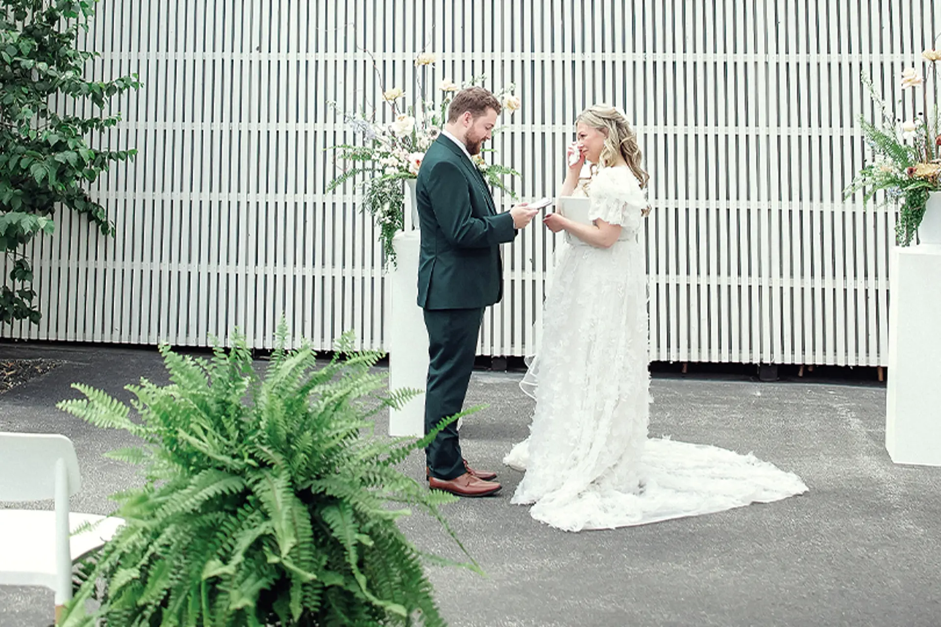 Award Winner Lowe’s Greenhouse, Floral & Gift Shop Helps Customize Weddings 