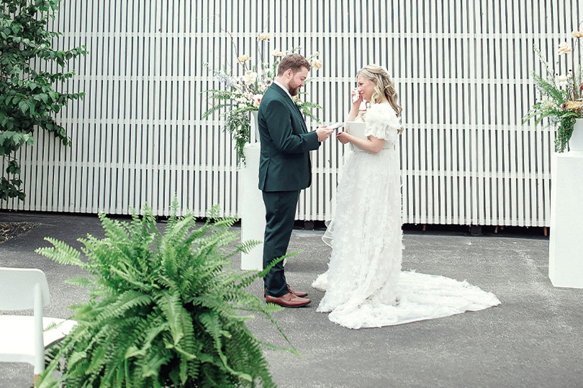 Award Winner Lowe’s Greenhouse, Floral & Gift Shop Helps Customize Weddings 