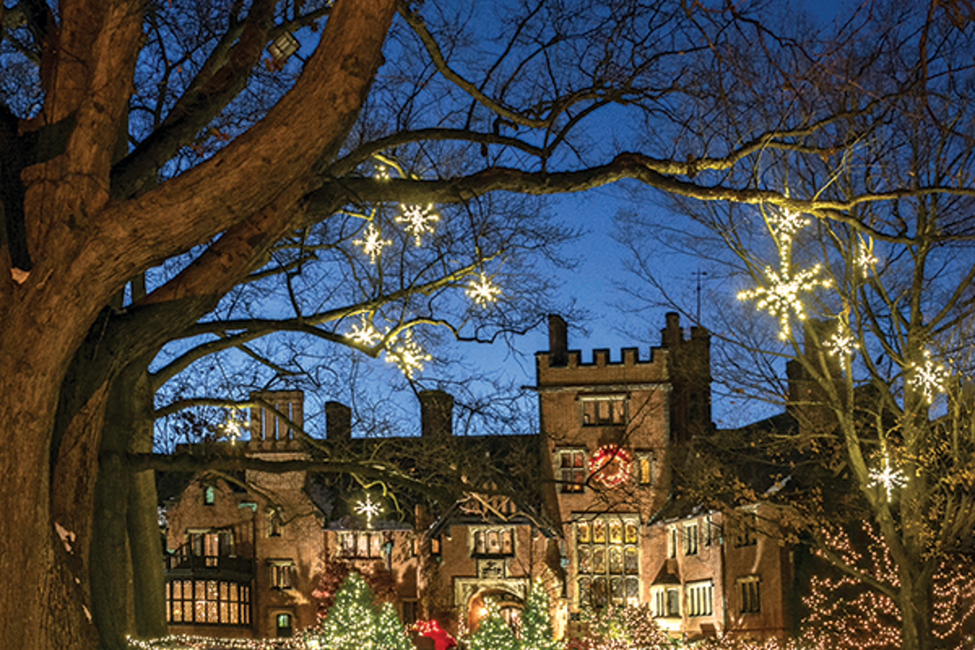 Things to do in Cleveland This Holiday Season: Winter Fun Guide