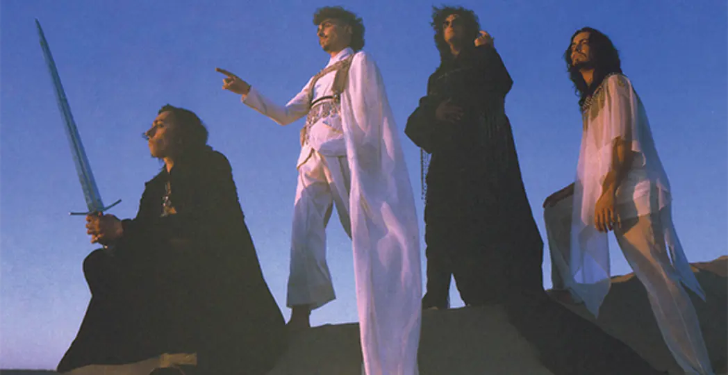 Neil Krug, Shutterstock Images/Ben Houdijk