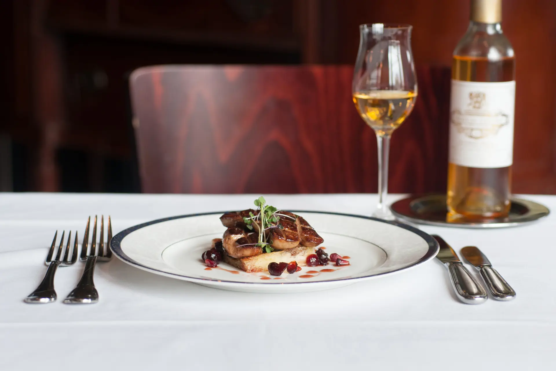 Edwins Leadership & Restaurant Institute, French restaurant in Cleveland Heights