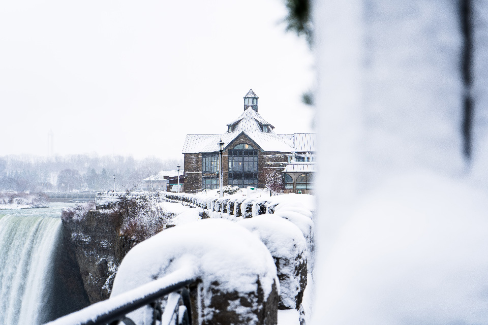 Winter view of Horseshoe Falls at Table Rock Centre in Niagara Falls, Ontario (photo courtesy of Niagara Falls Tourism) Winter view of Horseshoe Falls at Table Rock Centre in Niagara Falls, Ontario (photo courtesy of Niagara Falls Tourism)