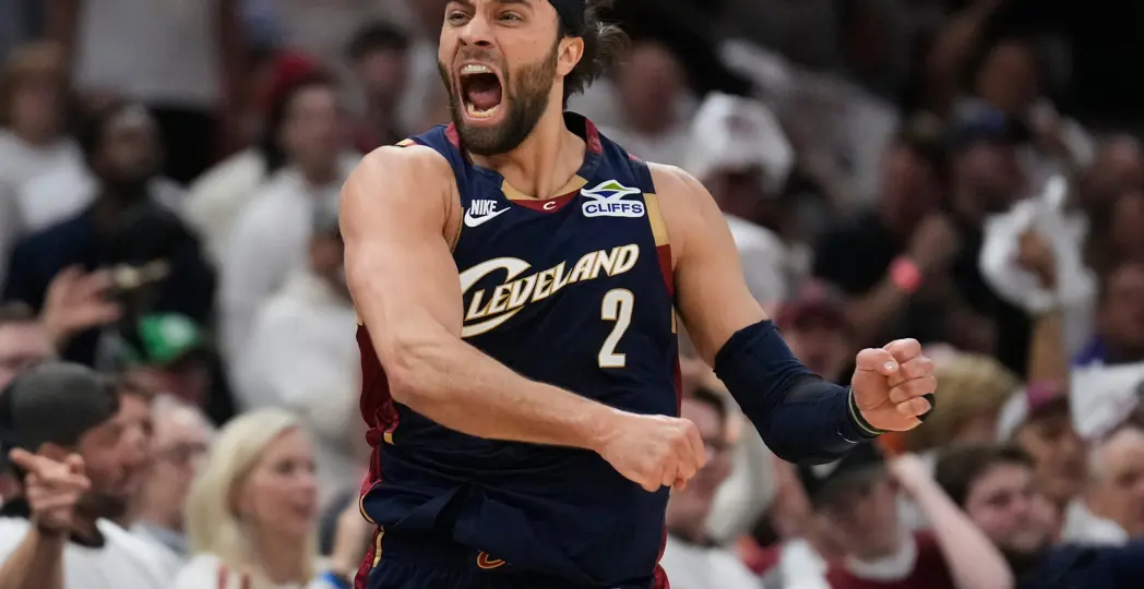 Max Strus | Photographed by AP Photo
