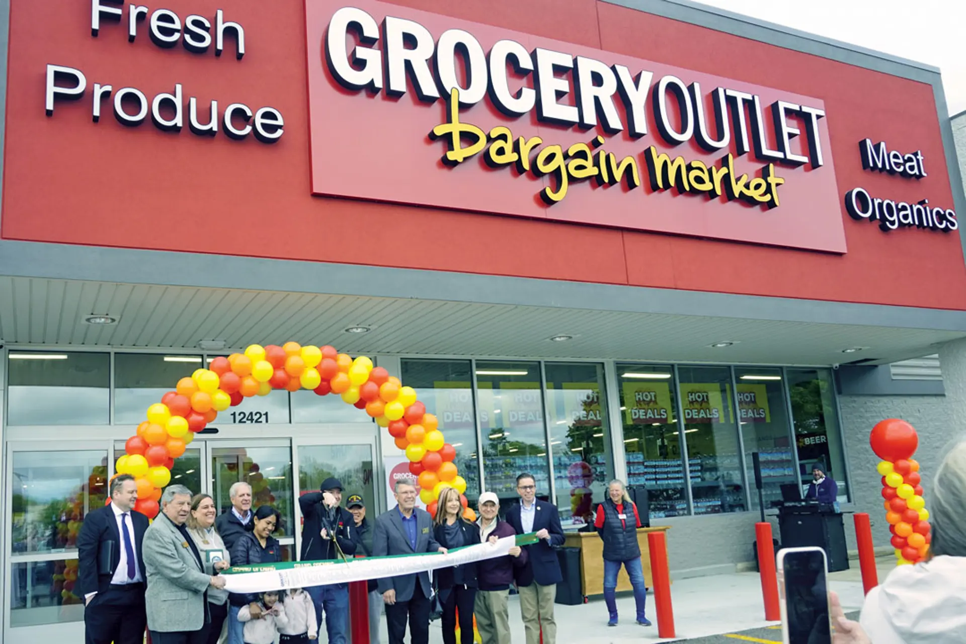 A new location of Grocery Outlet Bargain Market in Strongsville, Ohio