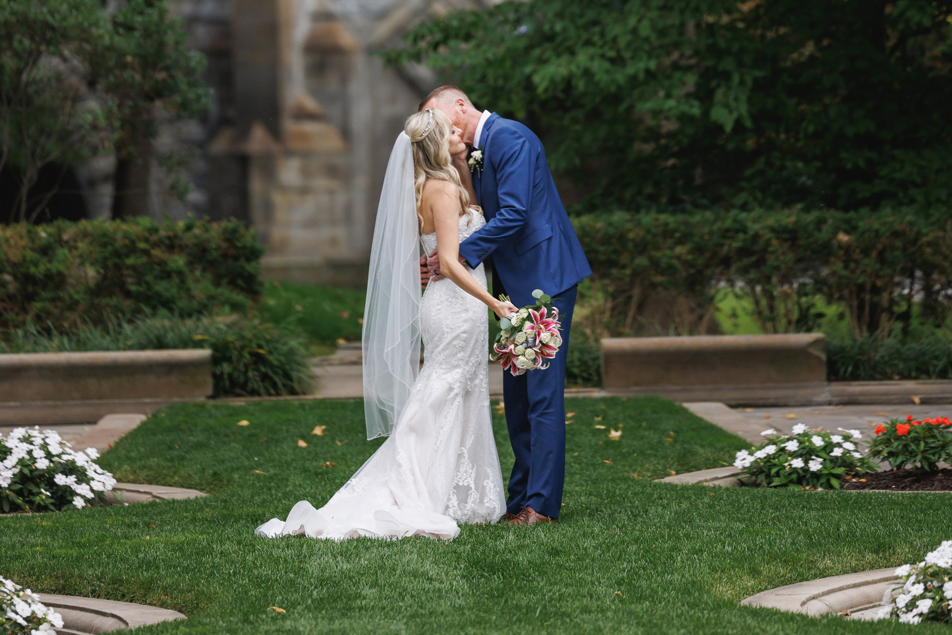 Stephanie Haney and Mike Polk's Wedding Honored Their Cleveland Roots