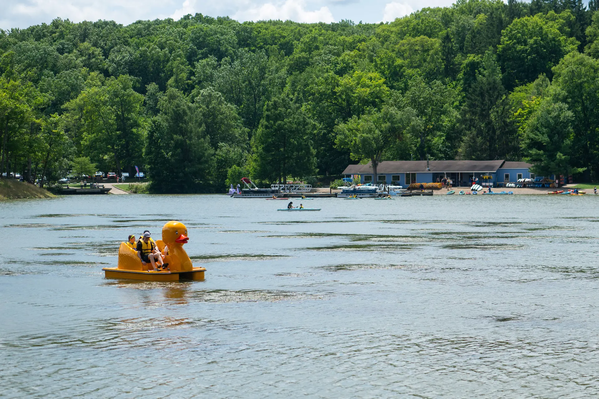 recreation on Hinckley Lake