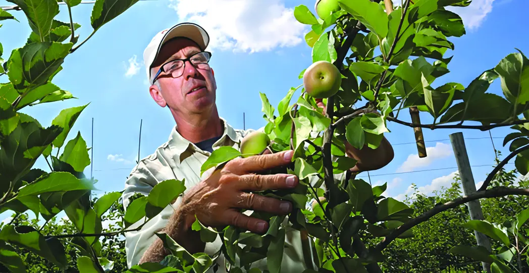 Eric Albrecht, USA Today Network, via Imagn Images, Annie Nickoloff