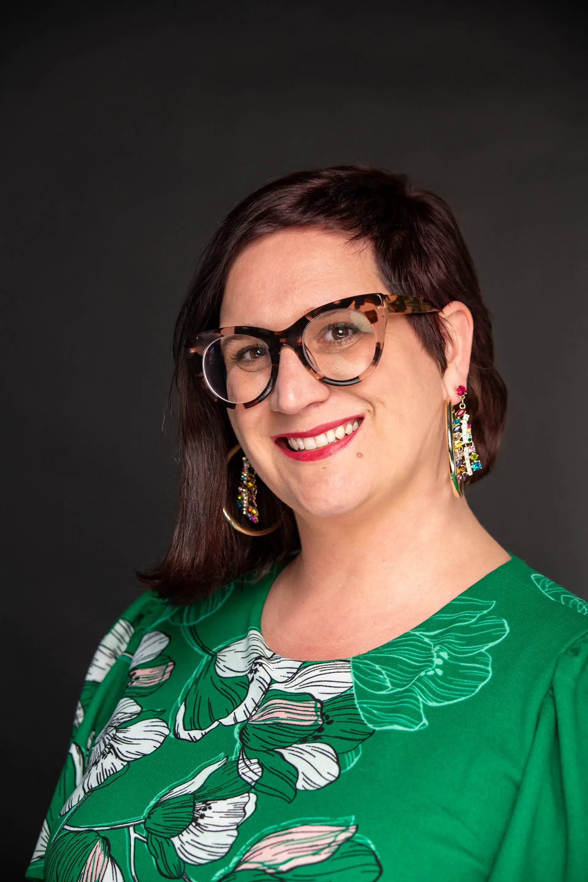 Head shot of Amanda Cole