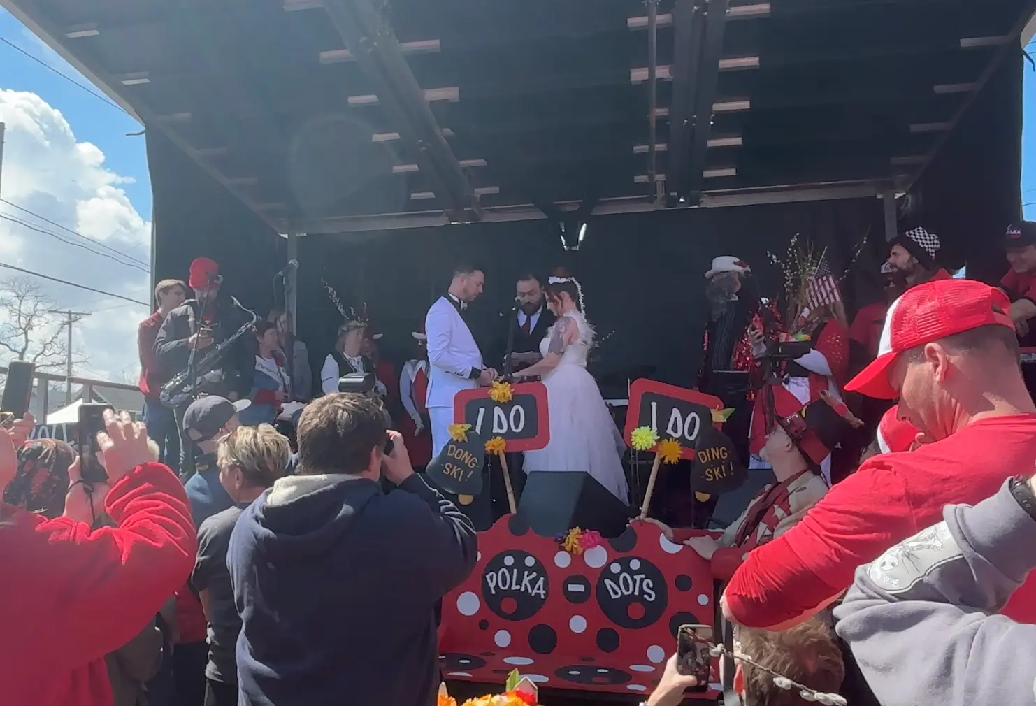 A Cleveland Couple Got Married at Dyngus Day