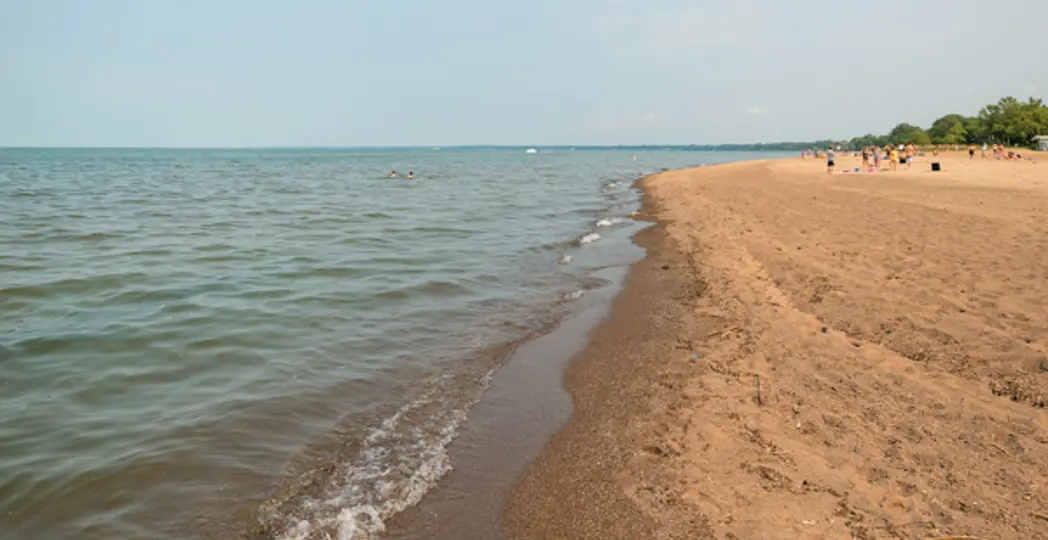 Laura Watilo Blake, Nicholas Hoeller