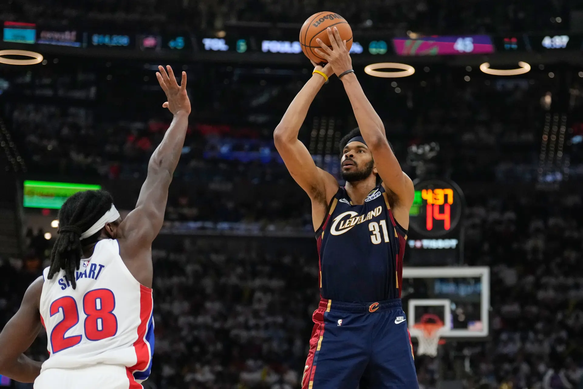 Jarrett Allen shoots in Game 3 against the Detroit Pistons