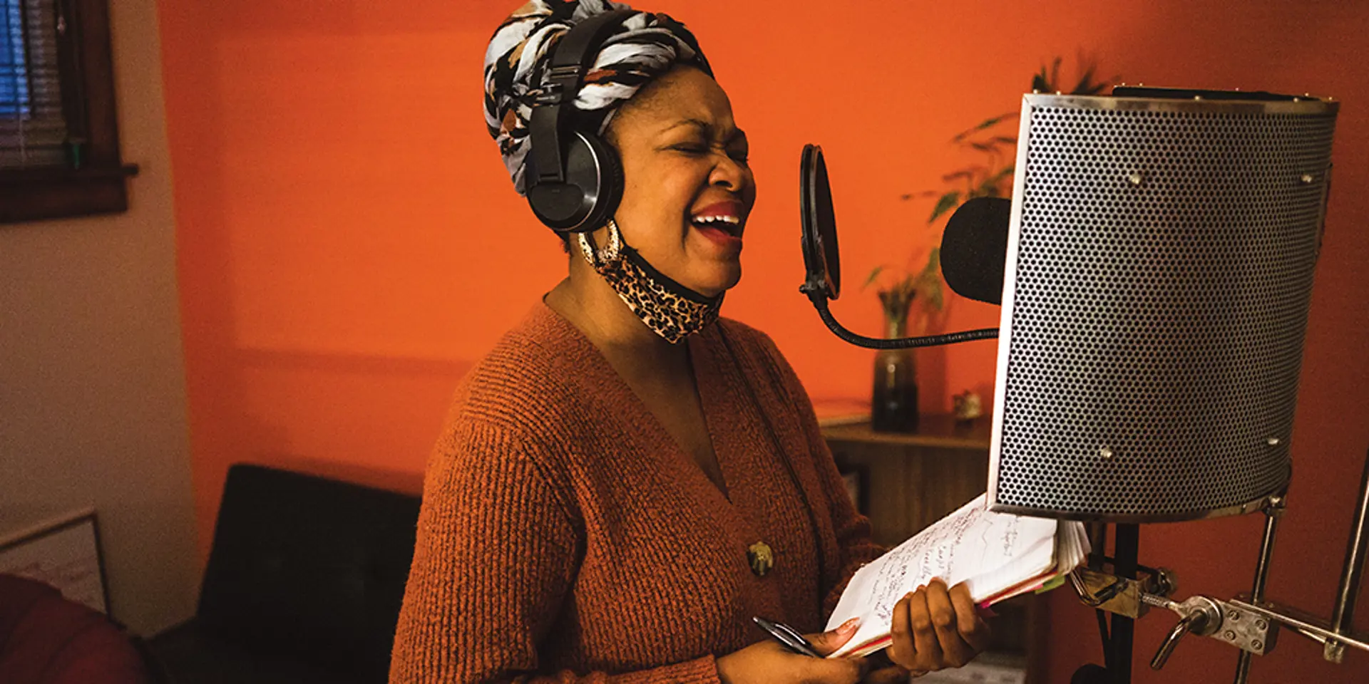 PHOTOGRAPHED BY THE DARK ROOM CO.