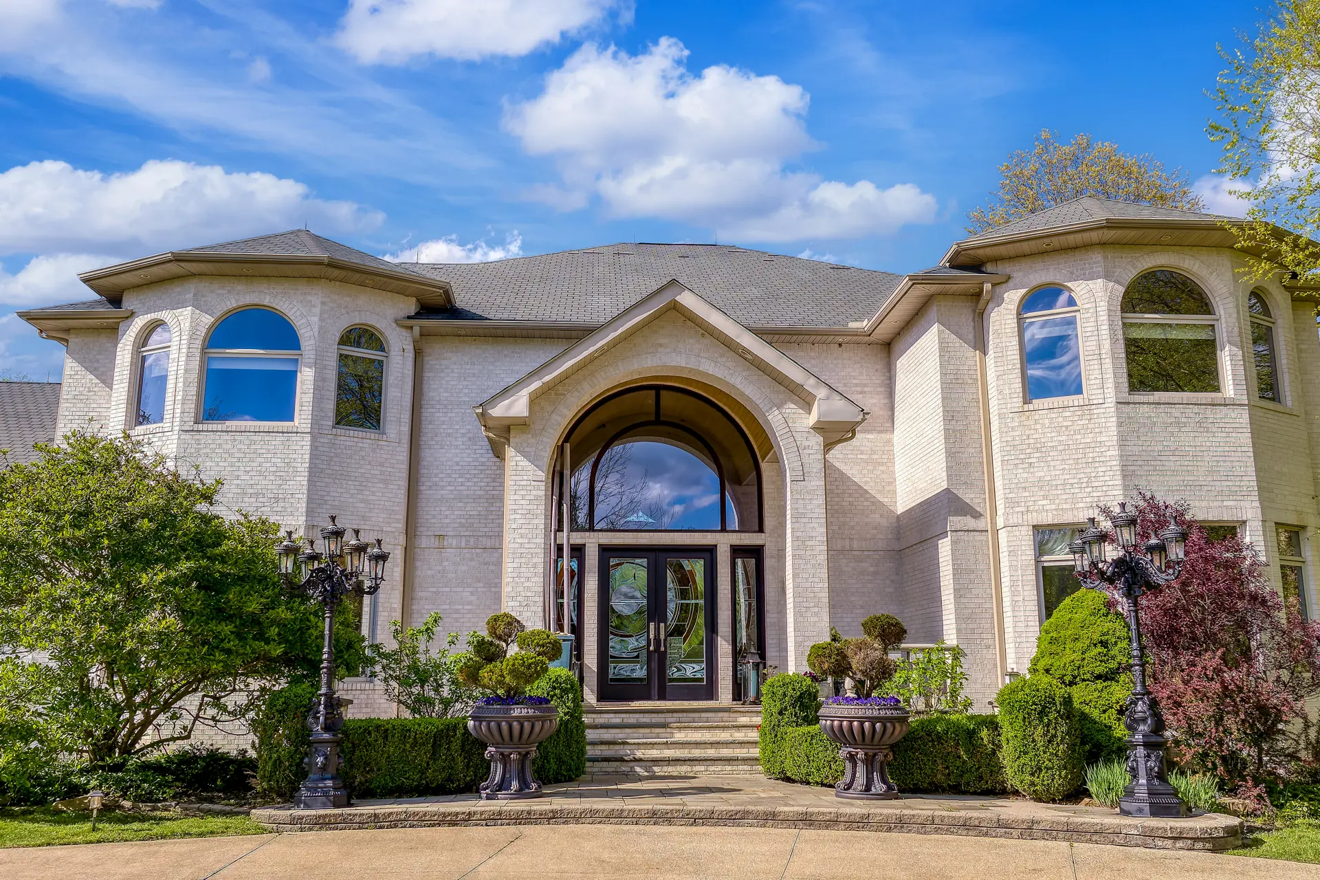 Moreland Hills Mansion, Eastern Conference Finals Preview, Chef Chris Cook: CLE Daily