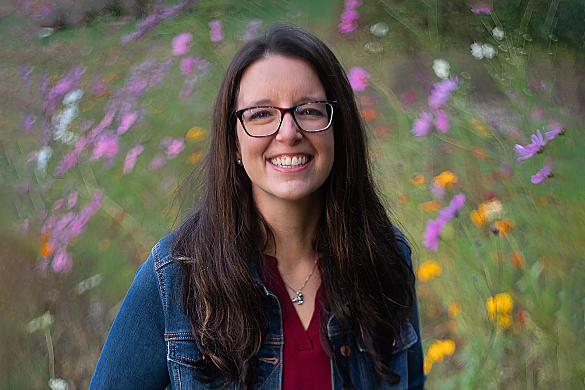 Cleveland Author Amanda Flower Puts a Comforting Spin on Crime and Mystery Novels