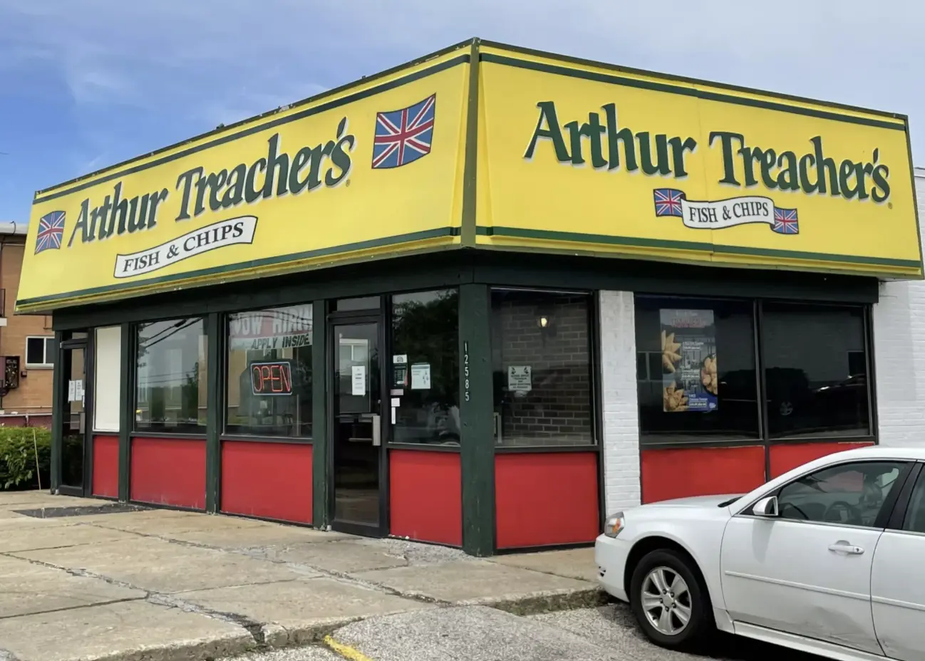 Arthur Treacher’s Fish & Chips in Lakewood Opens This Week