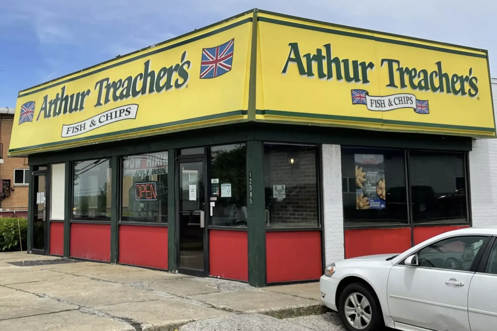 Arthur Treacher’s Fish & Chips in Lakewood Opens This Week