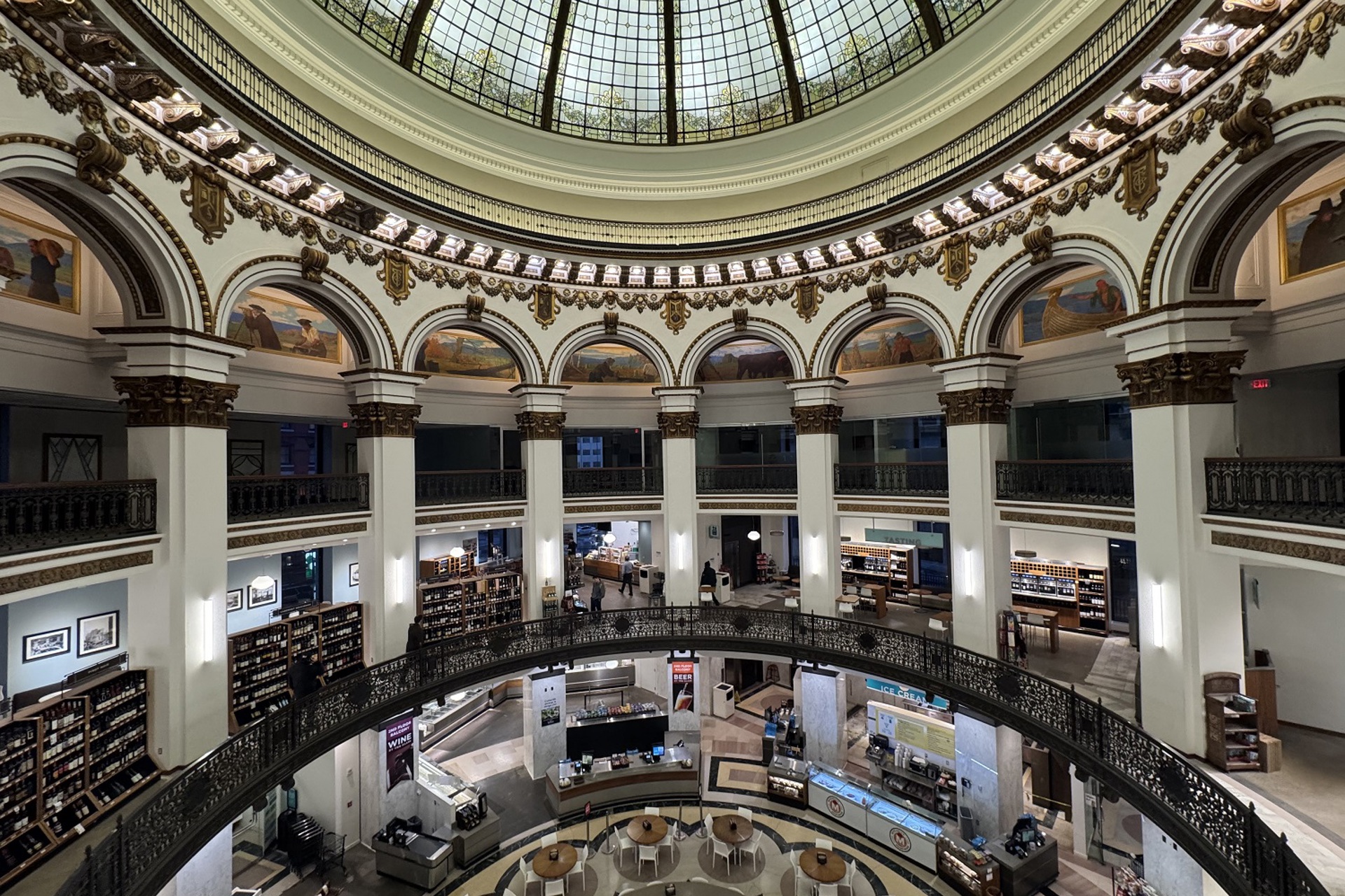 Downtown Heinen's Grocery Store Is Closing July 31