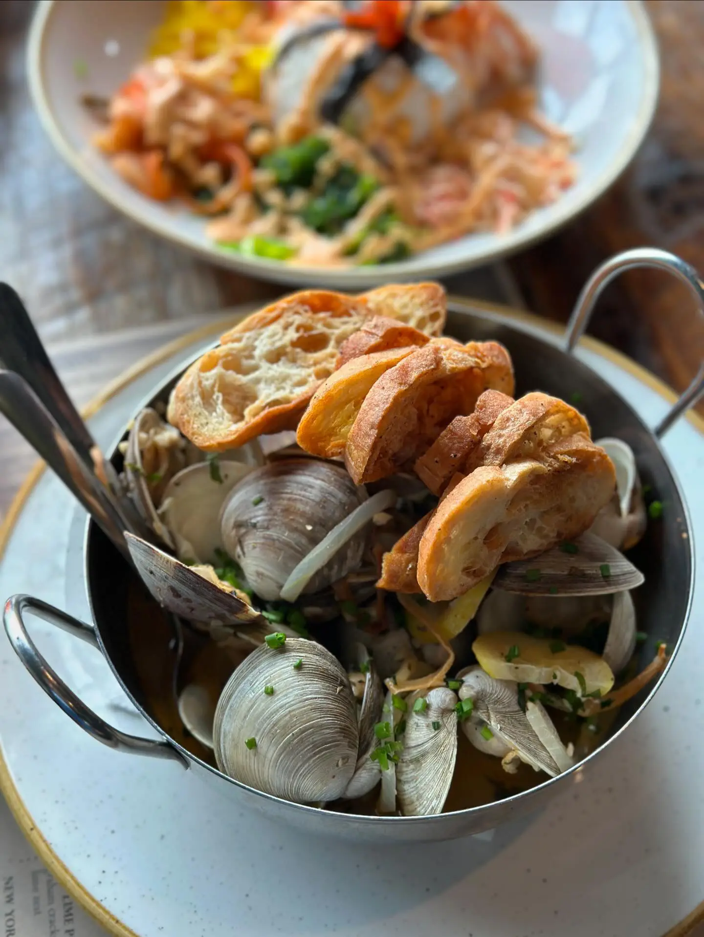 Northeast Ohio Clambakes to Check Out This Fall