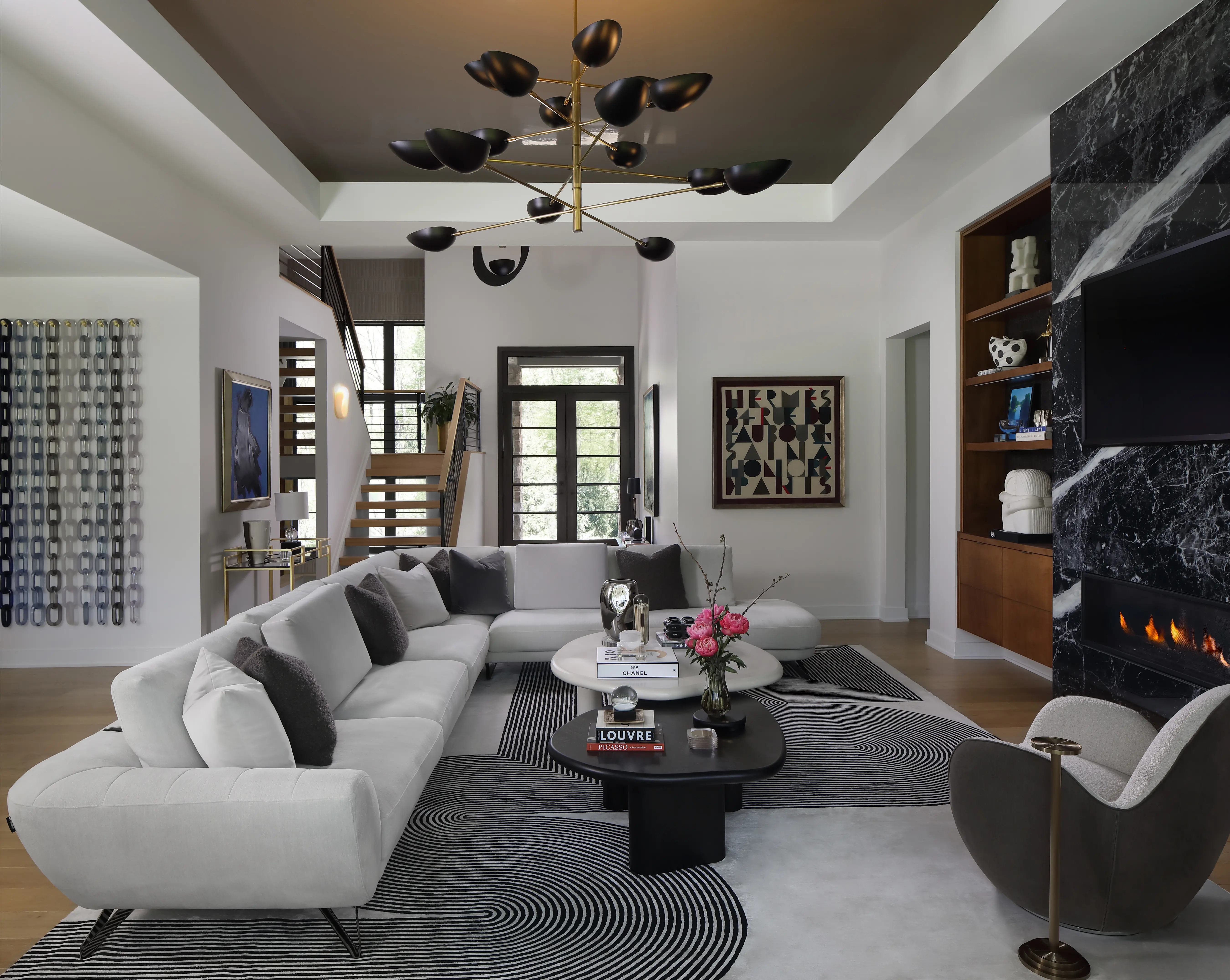 A Neutral Hunting Valley Home Is Injected With Colorful Artwork