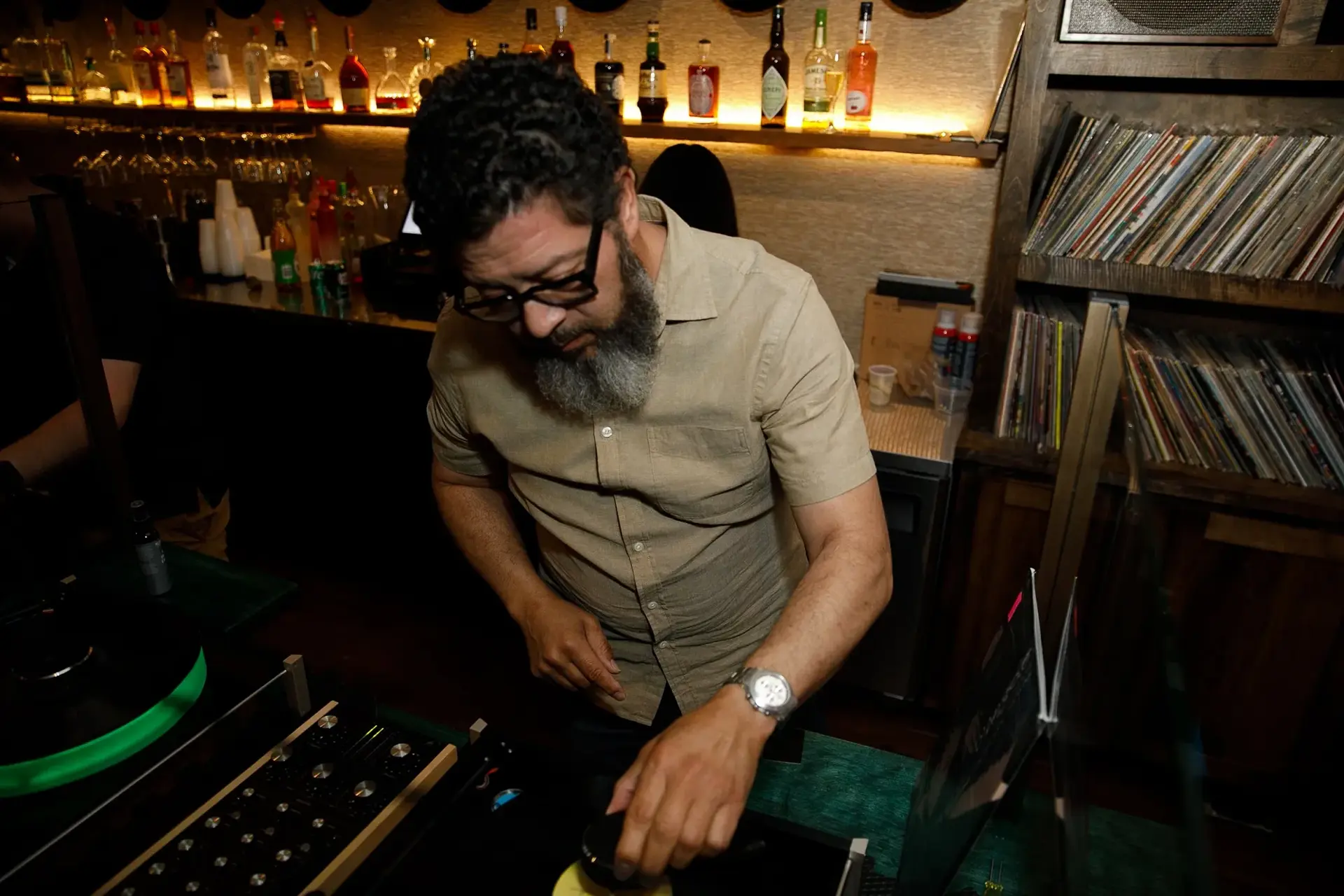 Harmony Hi-Fi, a Vinyl Listening Bar Opens in Ohio City