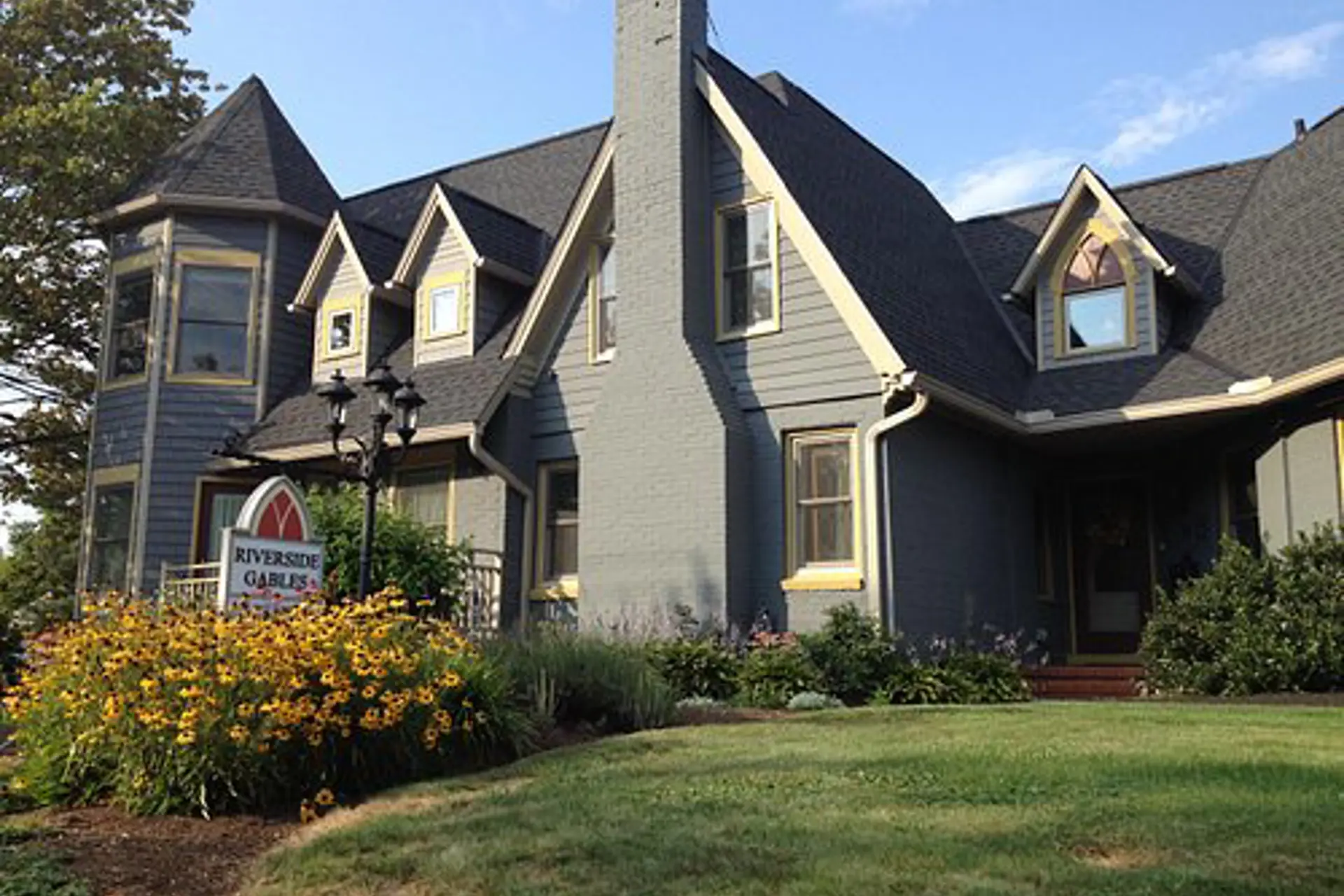 Maribeth Ryan Brings New Life to Riverside Gables Bed and Breakfast