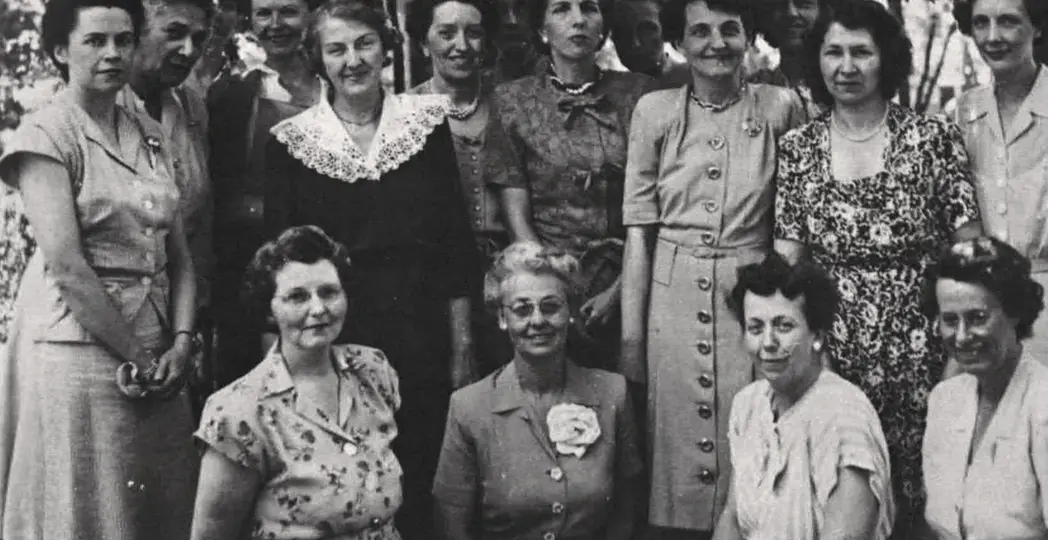 Historical photo of College Club West