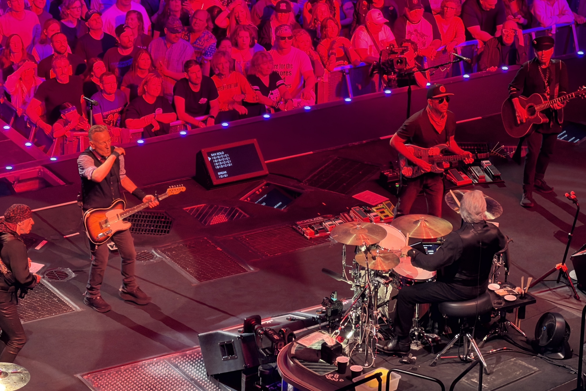 Bruce Springsteen Concert Review, Knicks Eliminate Cavs, Fountain of Eternal Life: CLE Daily