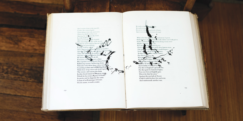 PHOTOGRAPHED BY ANGELO MERENDINO