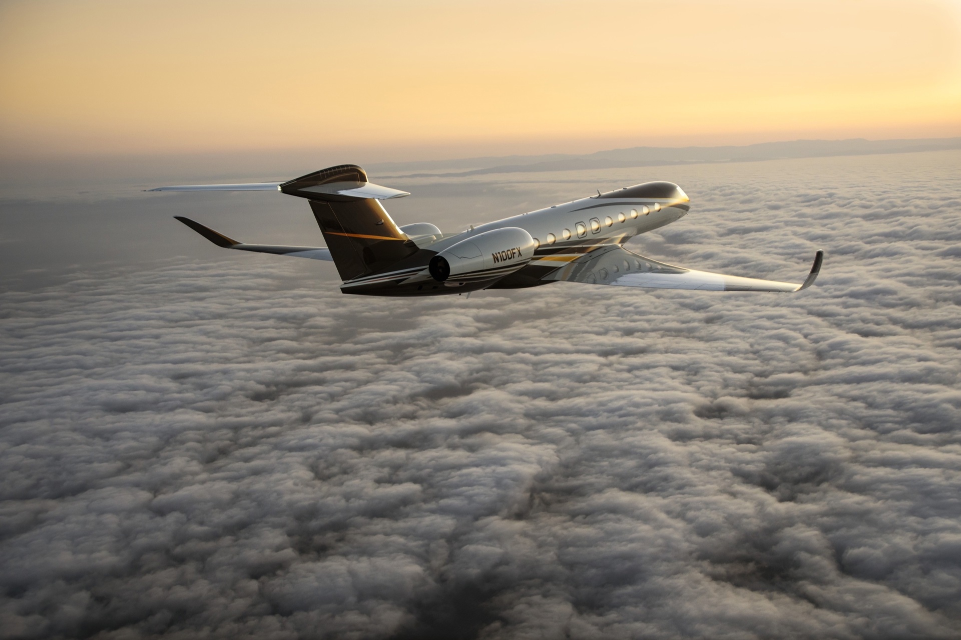 Luxury in the Skies, Roots in Cleveland