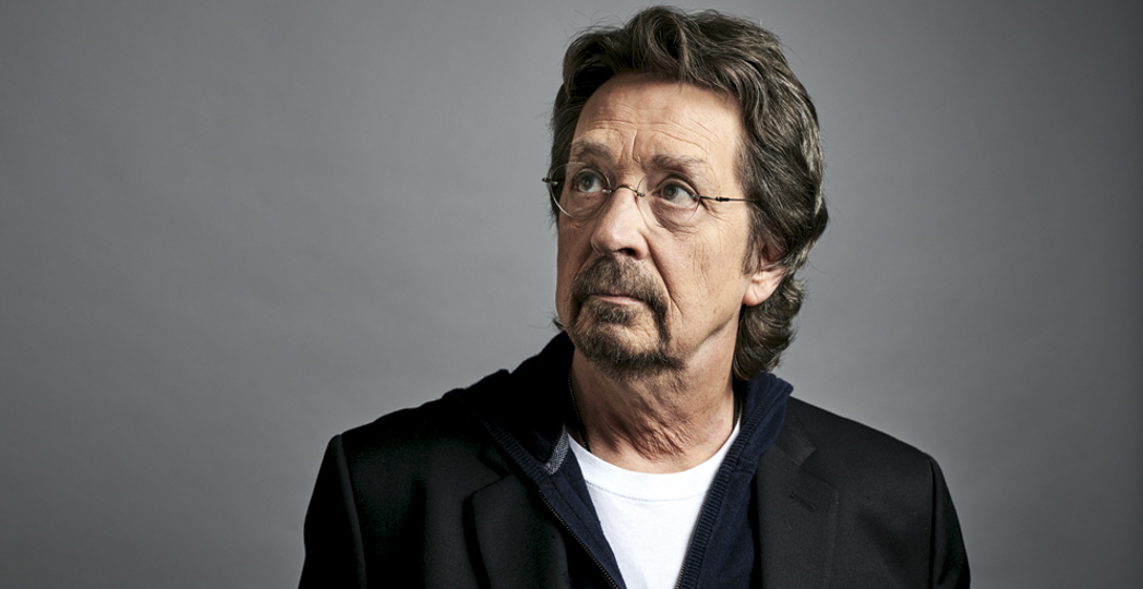 PHOTOGRAPHED BY ANGELO MERENDINO