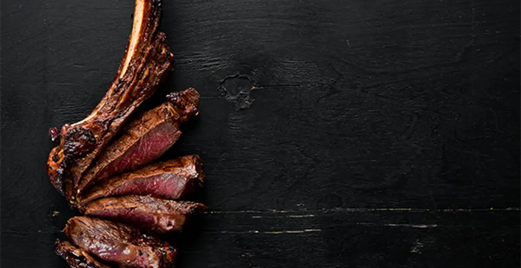 Courtesy STEAK, Courtesy YARUNIV Studio