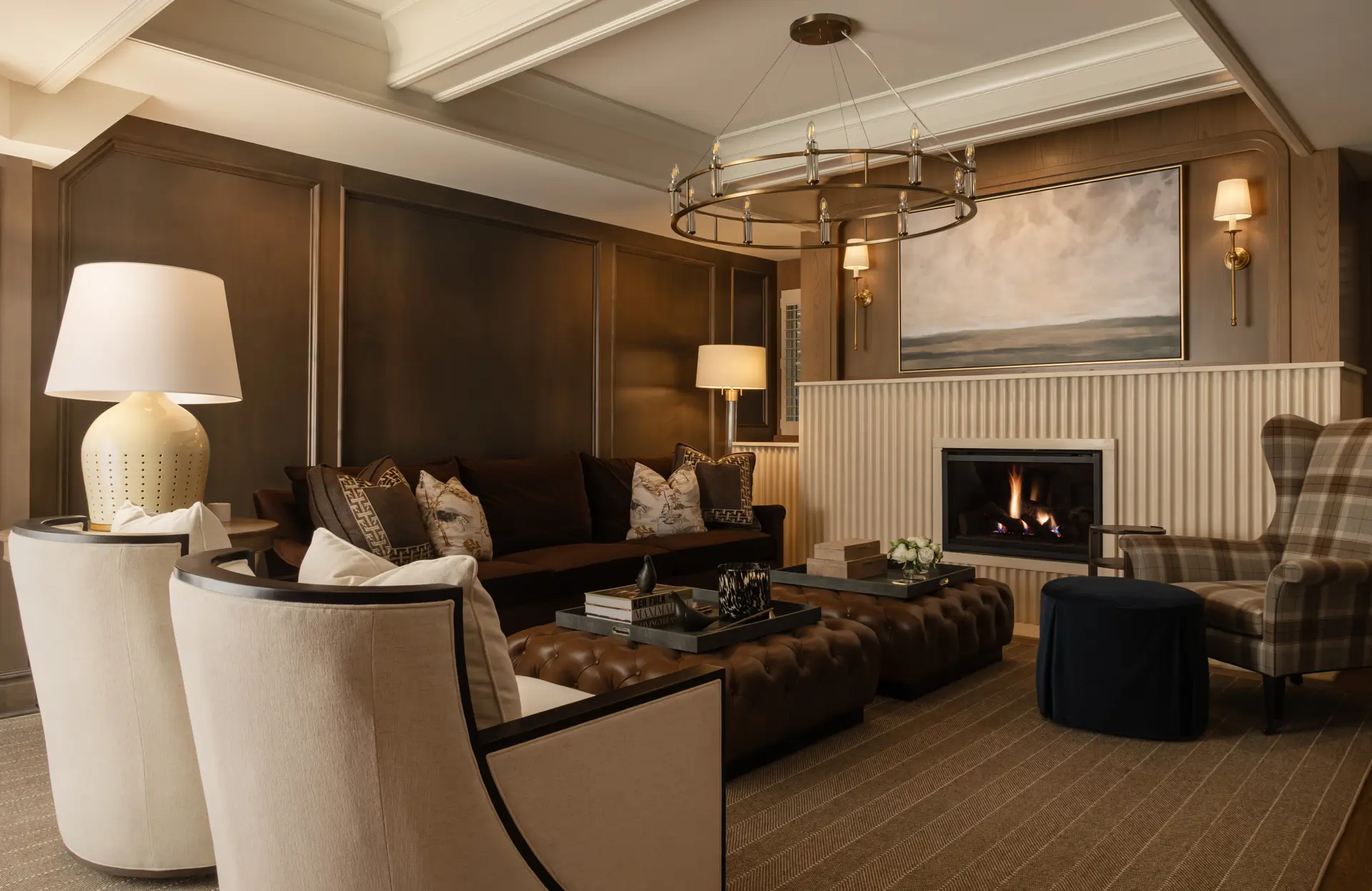  A stretch of fluted marble transforms a small fireplace into an eye-catching architectural feature. | PHOTOGRAPHED BY AMY CARRUTHERS