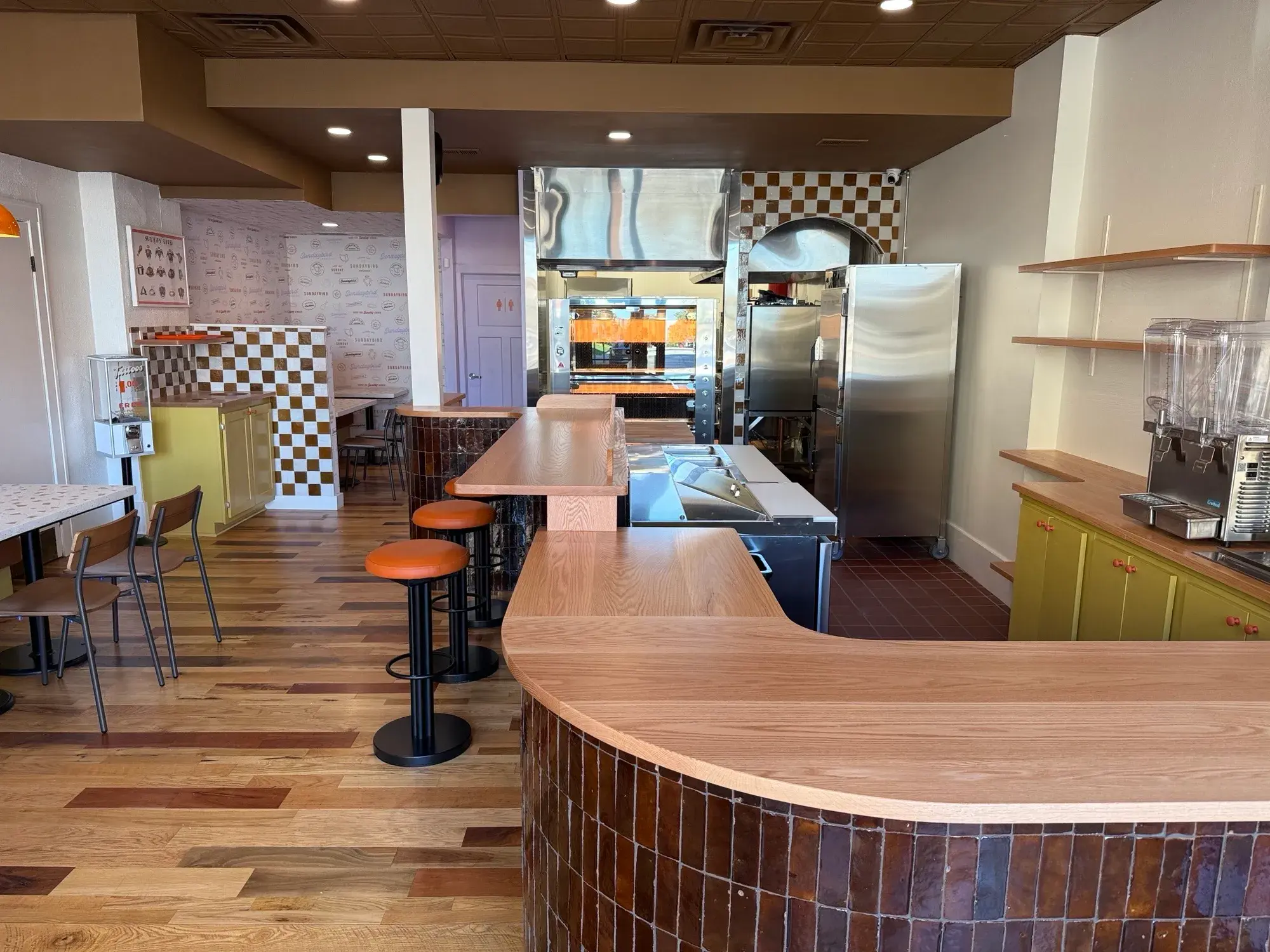 Sundaybird Opens Food in Lakewood