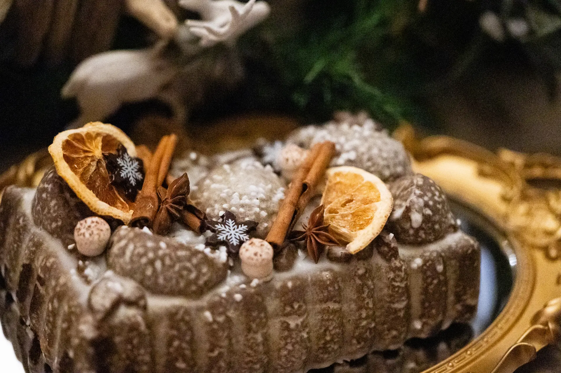 Table 45 Christmas Dinner 