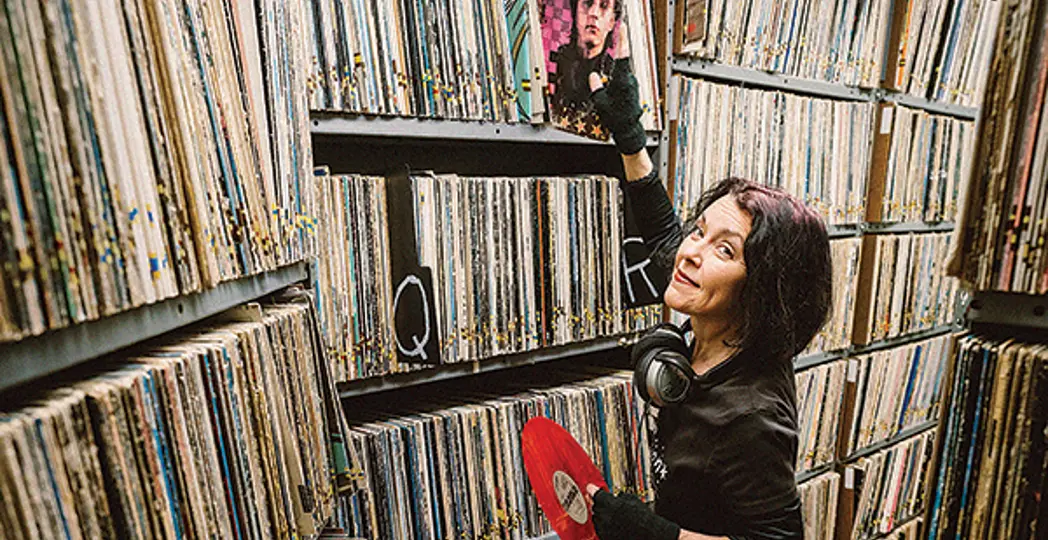 Hayley Vitale, Ellen Gobeille