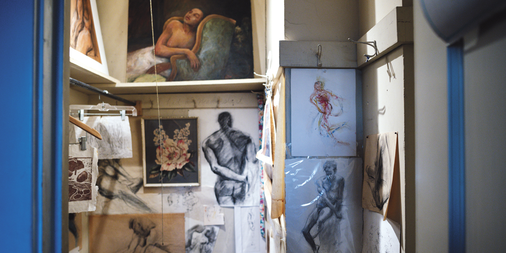 PHOTOGRAPHED BY ANGELO MERENDINO