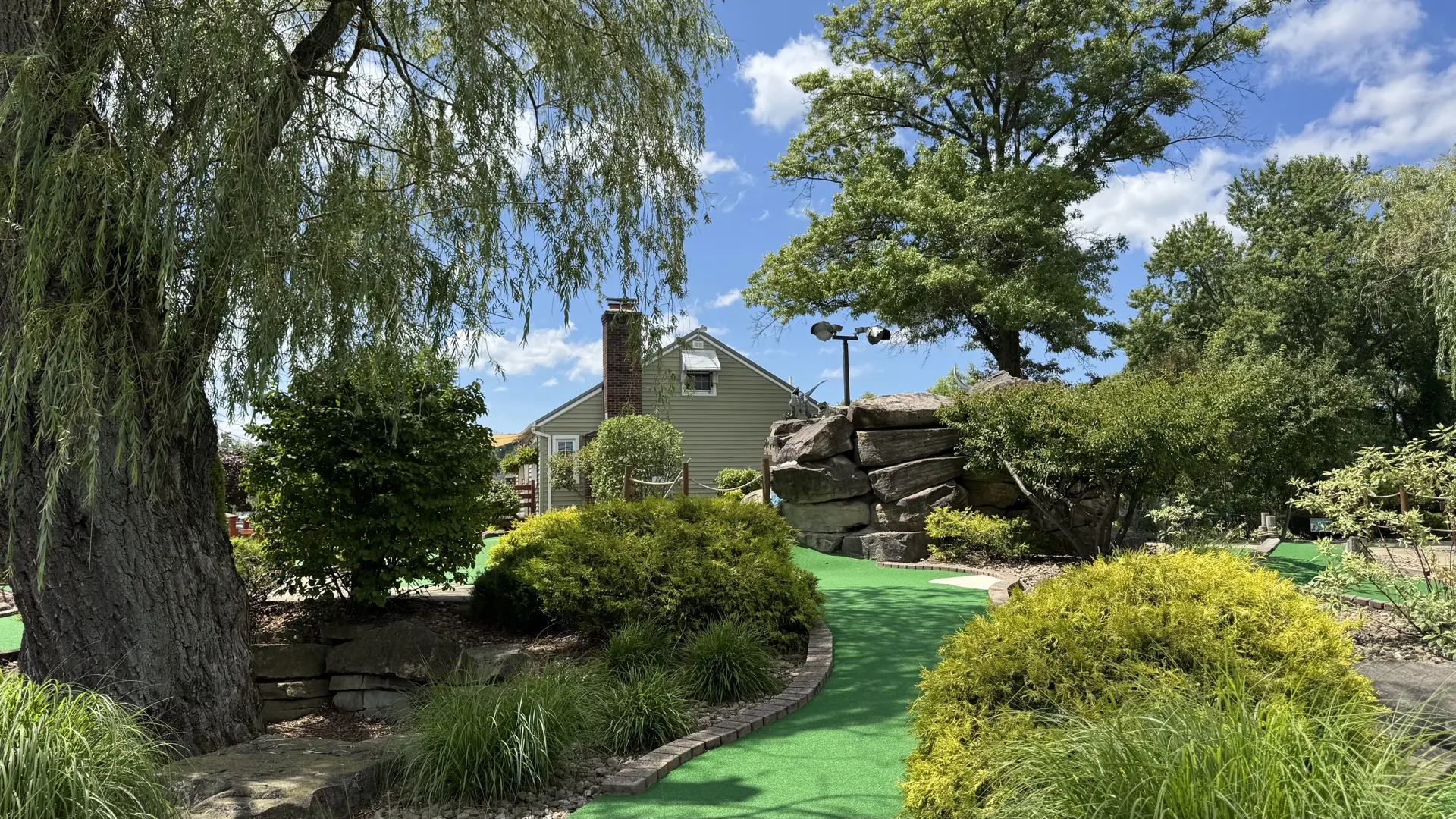 Chip's Clubhouse and mini golf course