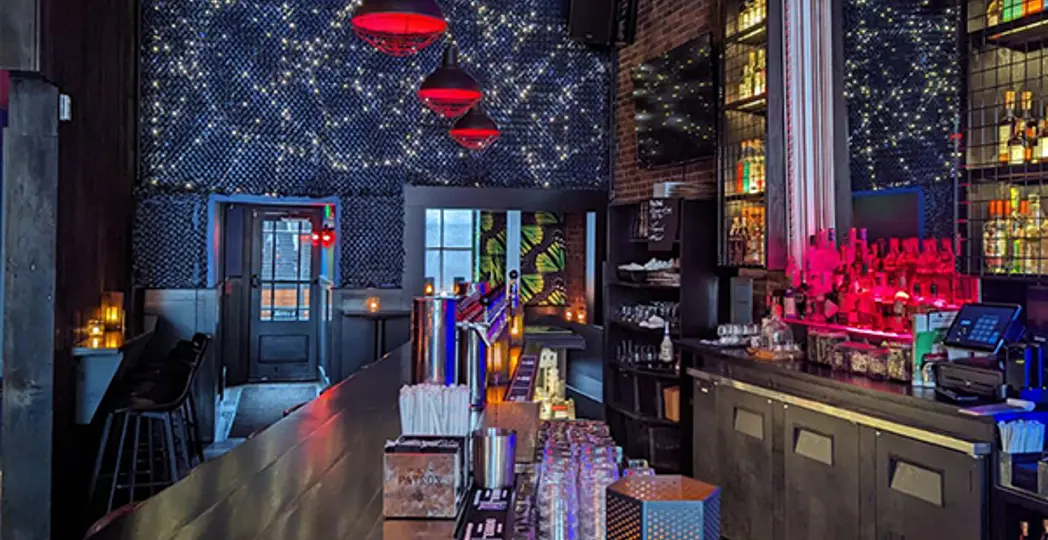 Courtesy Clandestina