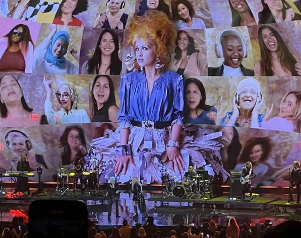 Cyndi Lauper being inducted into the Rock Hall