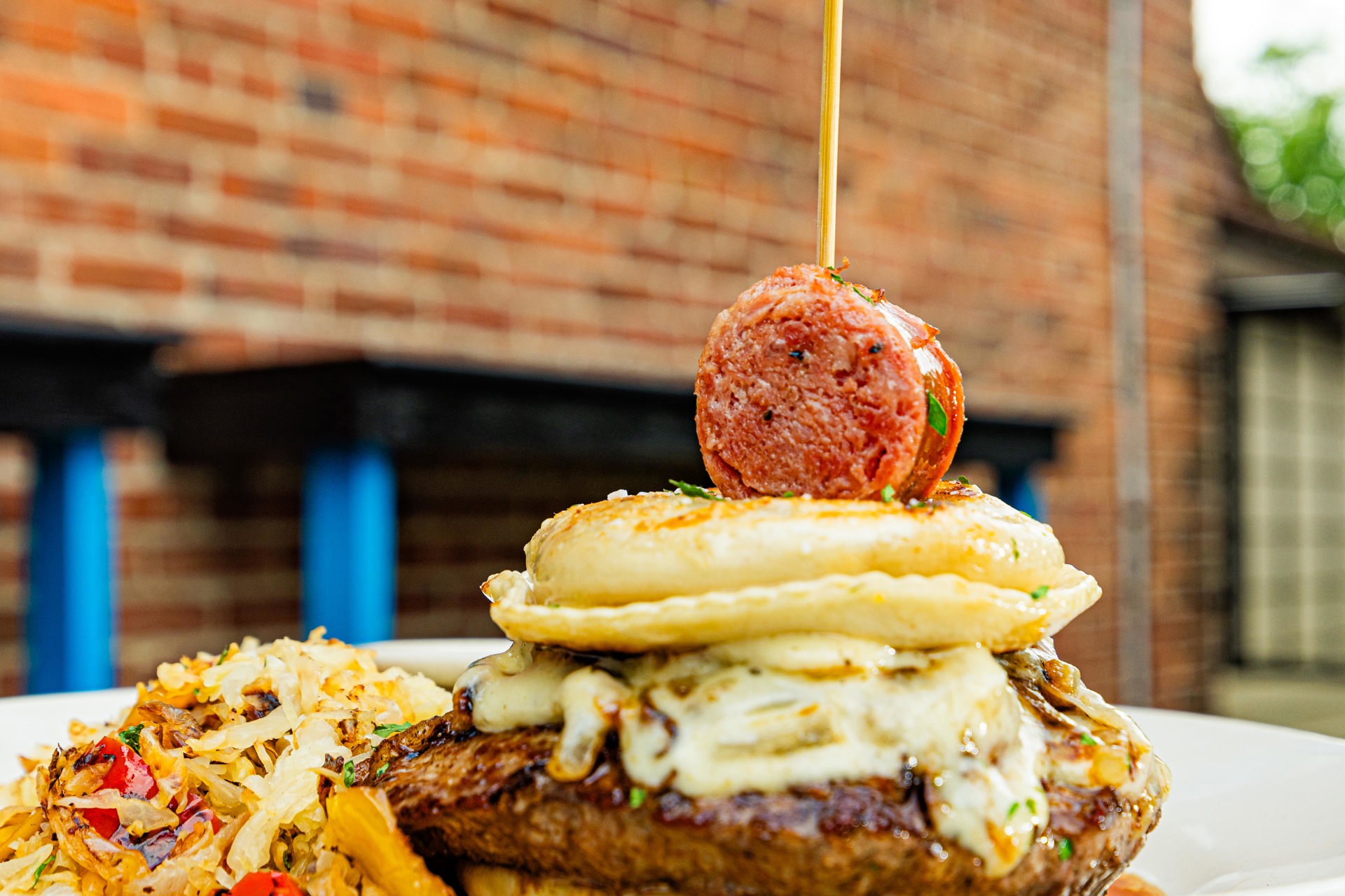 Gunselman’s Tavern Serves Pub Classics and the Unexpected: Best of the West