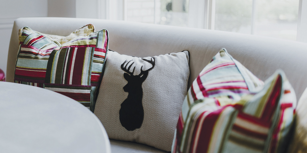 PHOTOGRAPHED BY SUZURAN PHOTOGRAPHY