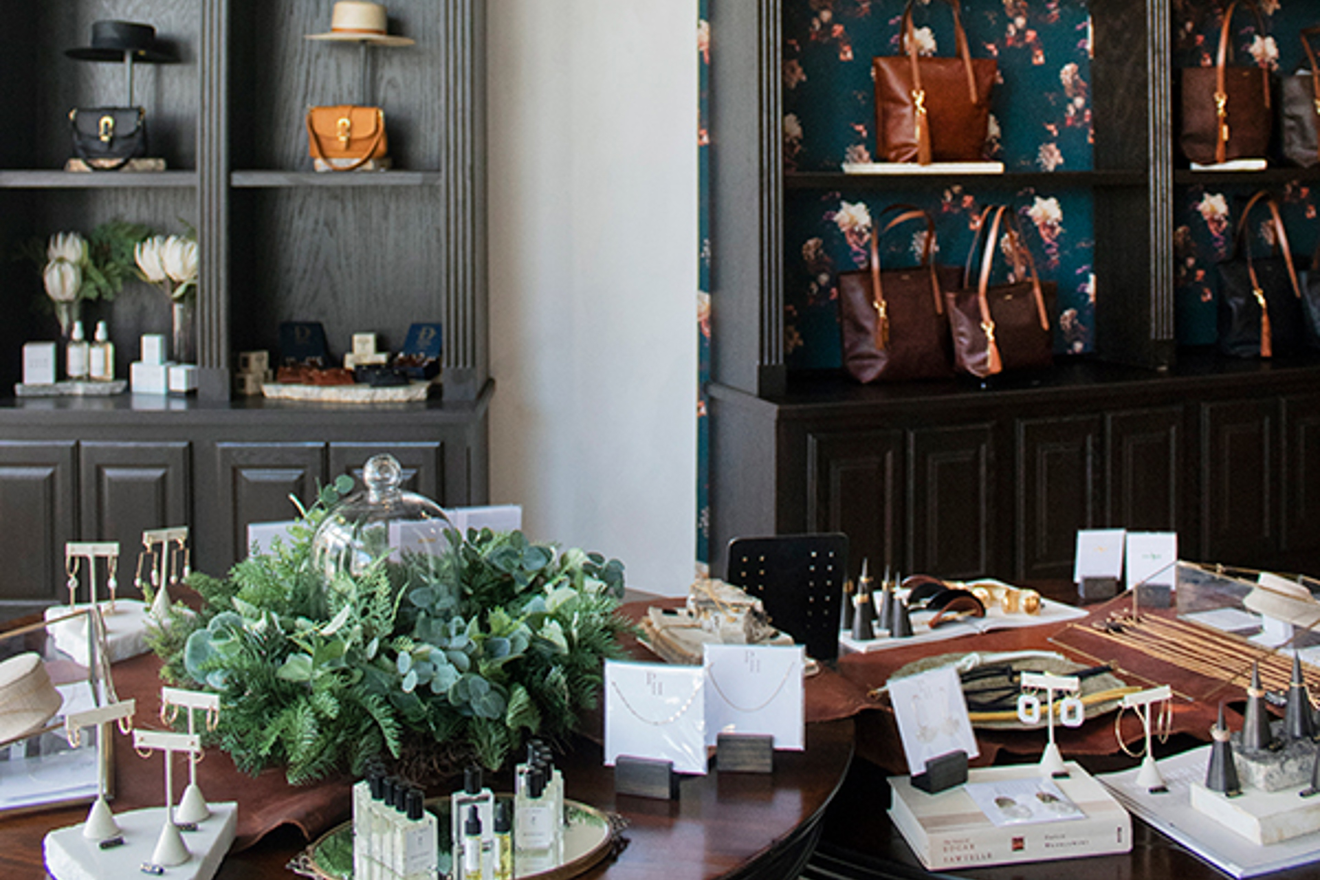 14 Must-Go Places In Gordon Square