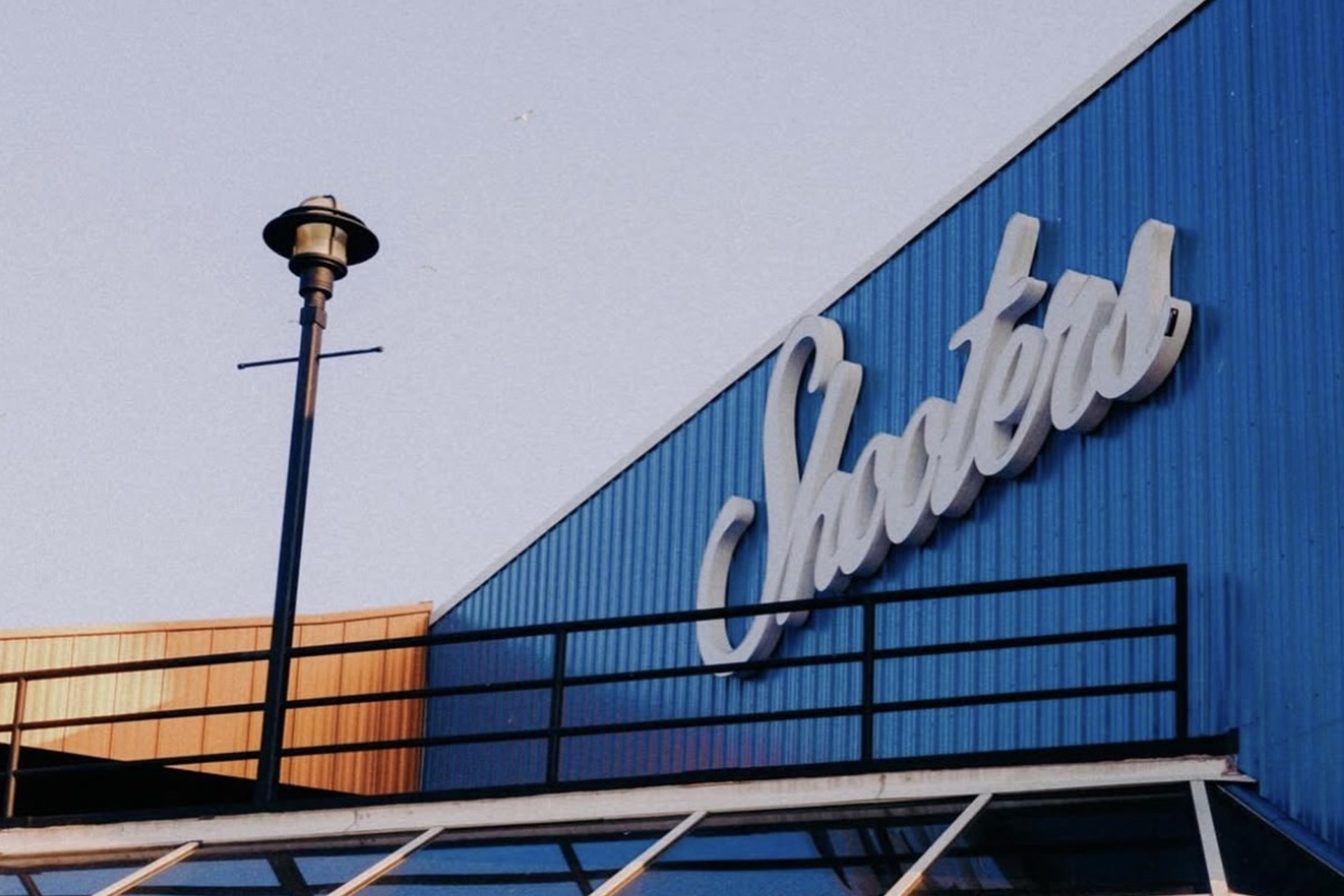 Shooters Reopens With ‘Coastal Cleveland’ Menu and Live Music Programming