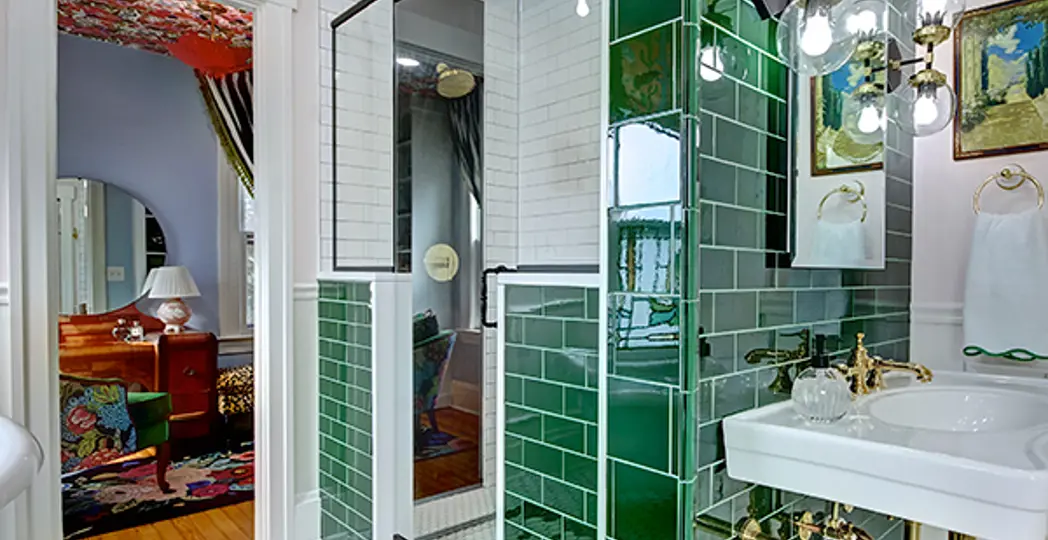 Douglas Aylsworth, April Hoy