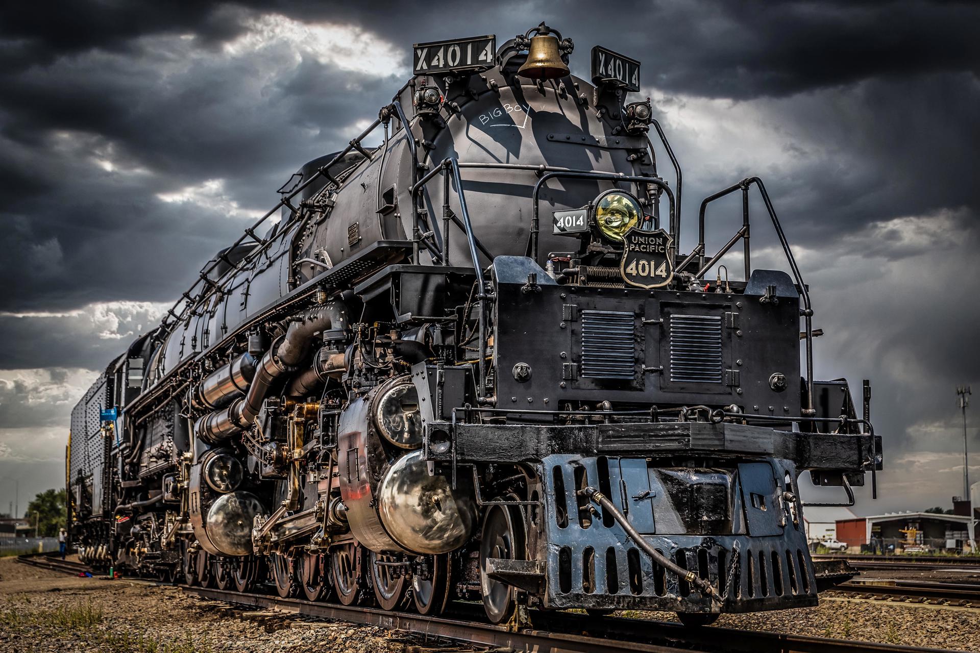 The Big Boy Train Thunders Through Northeast Ohio With Its Epic Size and Sound