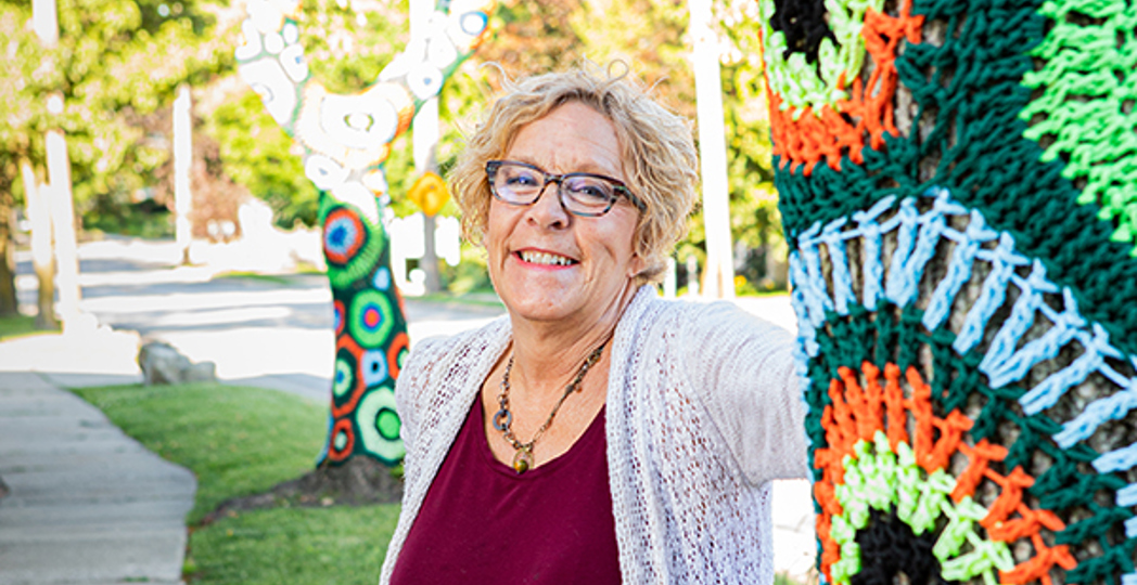 Laura Watilo Blake, Heather Linn Young