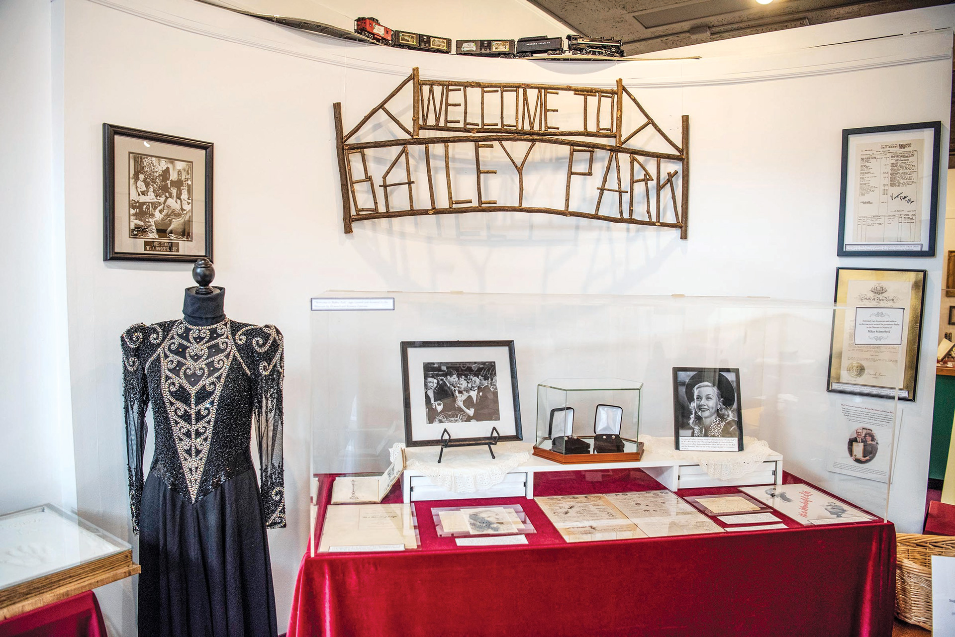 It’s A Wonderful Life Museum in Seneca Falls, New York (photo by Henry Law) It’s A Wonderful Life Museum in Seneca Falls, New York (photo by Henry Law)